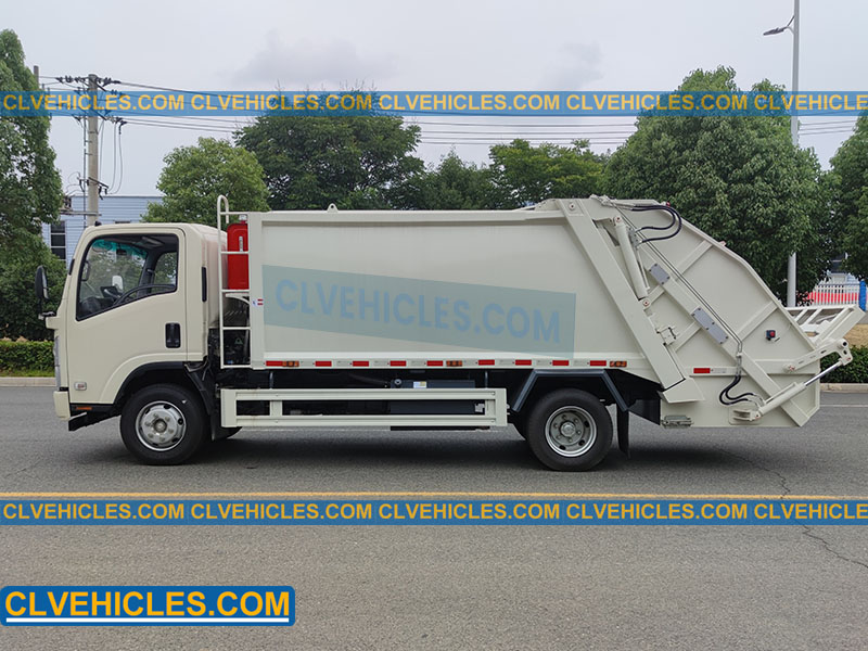 ISUZU compressed garbage truck