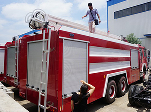 Customer from Afghanistan come to factory and do order inspection of fire truck