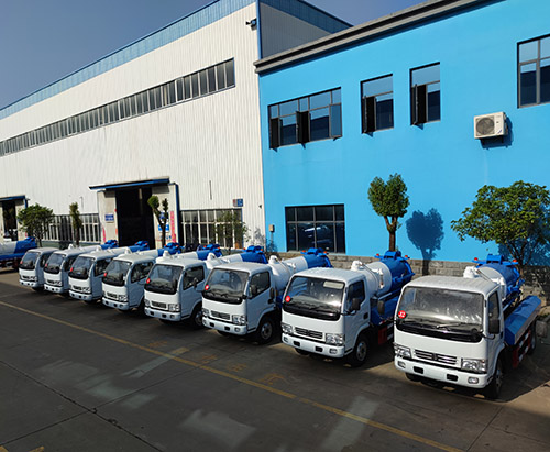 25 Units of CLW Light Duty Vacuum Suction Trucks are Ship to Bangladesh