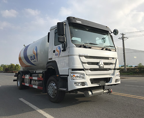 One Unit Of 16000 Liters LPG Tank Truck Ship To Uganda