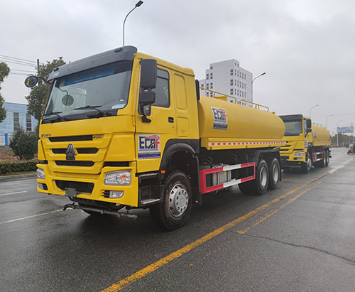 Two Units Of HOWO Water Tank Trucks Ship To Ghana